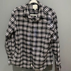 AMERICAN EAGLE black and pink plaid flannel